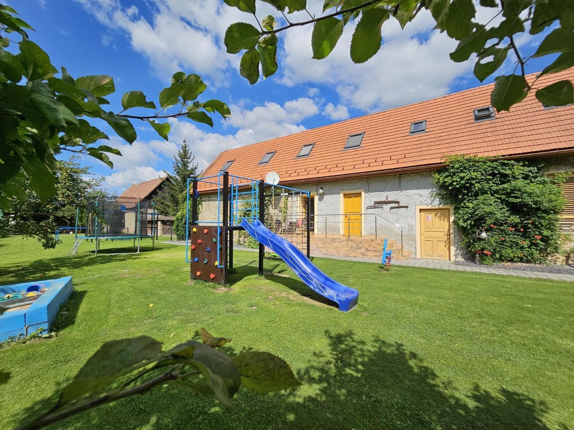 Penzion Pod Krivanom Liptovsky Hradok Exterior photo