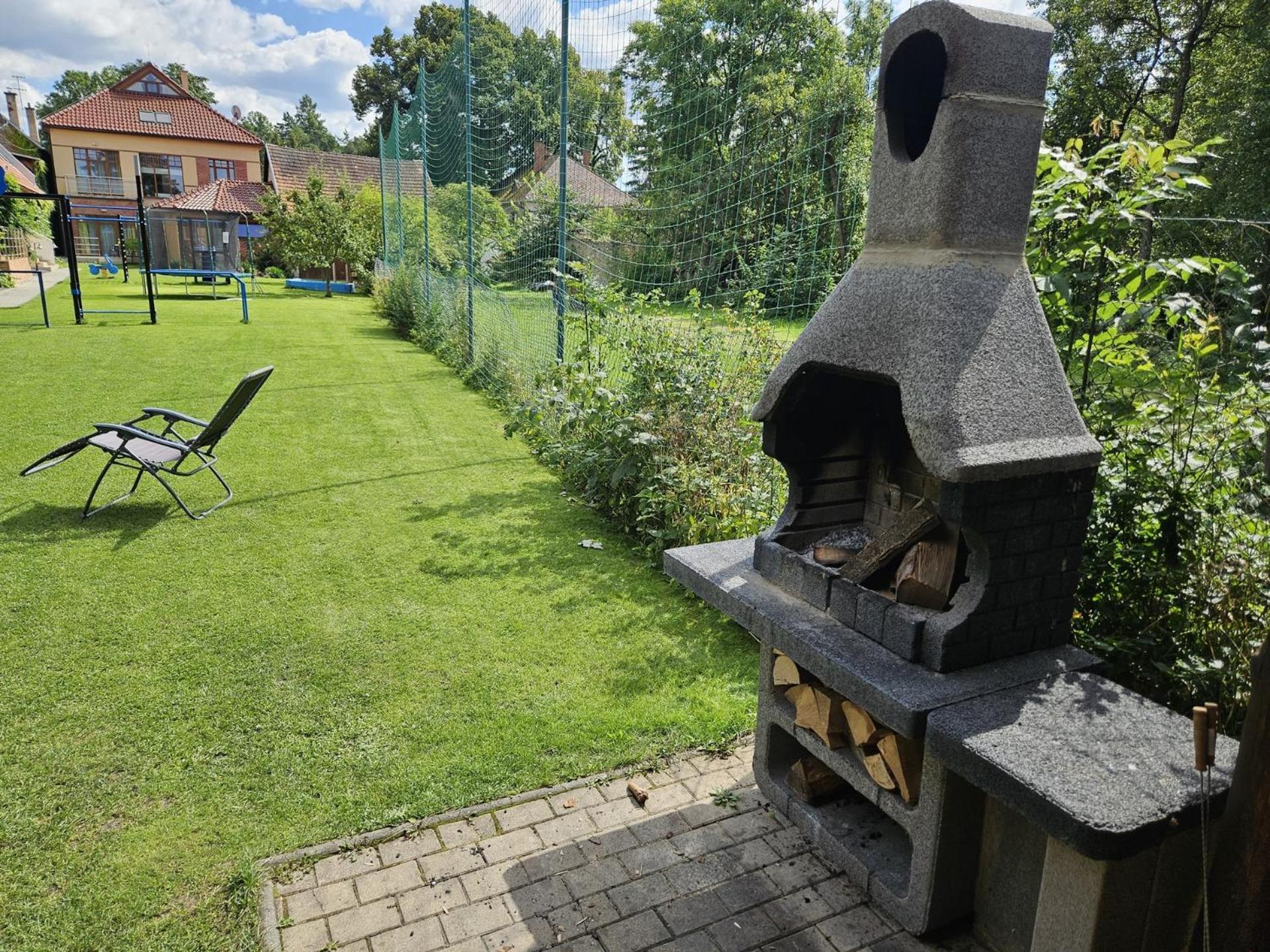 Penzion Pod Krivanom Liptovsky Hradok Exterior photo